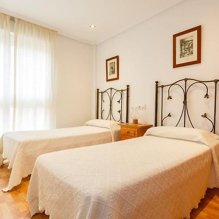 Gatu Villa Elvira Junto Al Hospital Y Playa 2 Dormit Y 2 Banos, Preferente Mayores De 25 Anos Y Familias Cádis Exterior foto